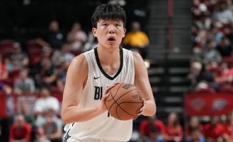 杨瀚森夏联G4再遇新课题 被纯小球阵容打到软肋？