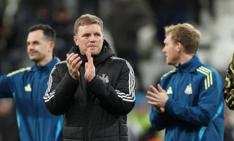 纽卡斯尔面临三月地狱赛程：14天内5场恶战连踢曼联、曼城、巴萨和切尔西