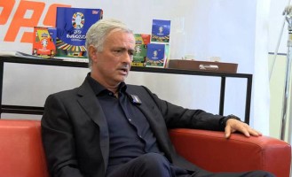 桑乔欲降薪加盟尤文，曼联与意甲豪门视频谈判进行中