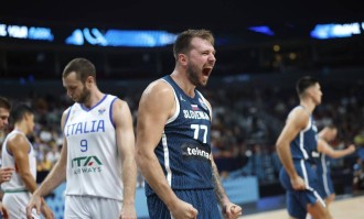 欧洲杯8强战前瞻:东契奇还撑得住吗？字母硬刚长人阵