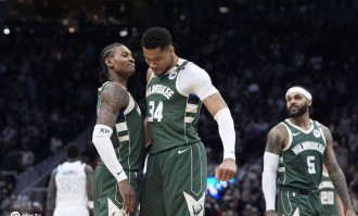 30天30队雄鹿：告别利拉德做回单核 字母未来怎么走？