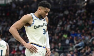 曝湖人勇士等队都在考虑是否保留筹码 追逐字母哥